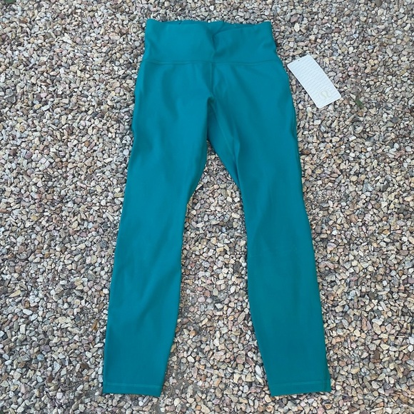 lululemon athletica Pants - NWT Lululemon "Train Times ⅞ Pant" - size 6